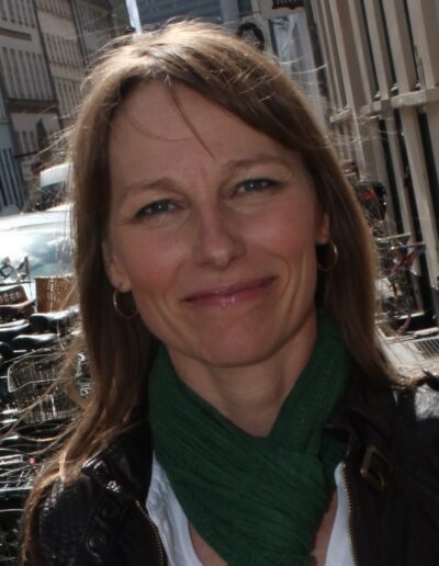 Tania Ellis