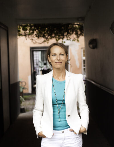 Tania Ellis