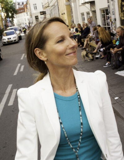 Tania Ellis